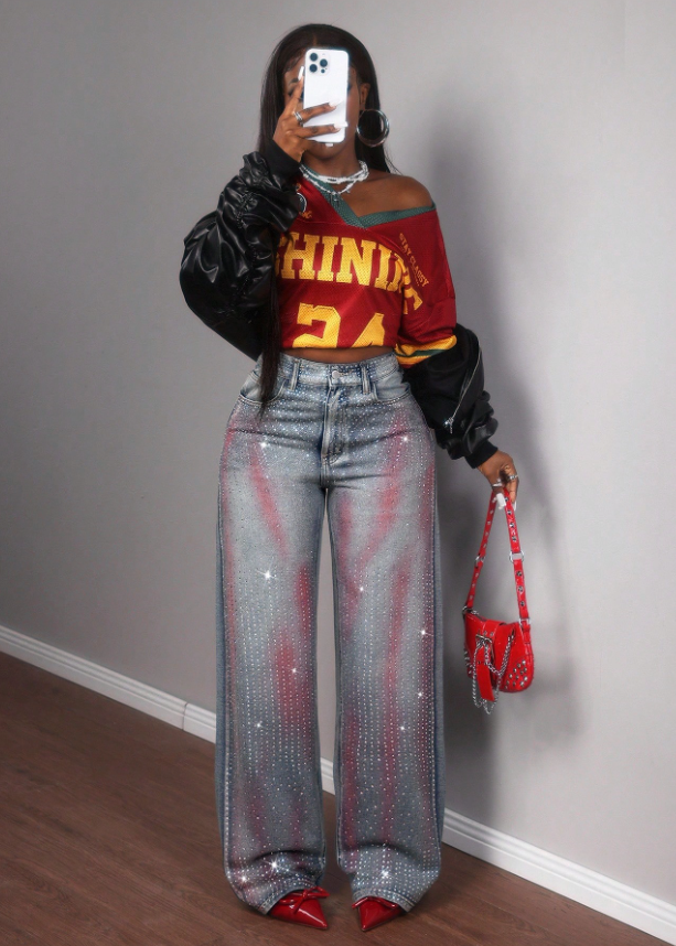 Daydreaming Embellished Straight Leg Jeans - Medium Wash