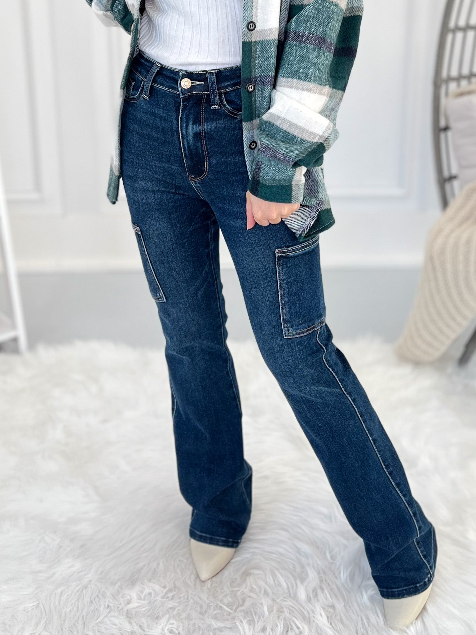 Out Of Pocket - Cargo Bootcut Jeans