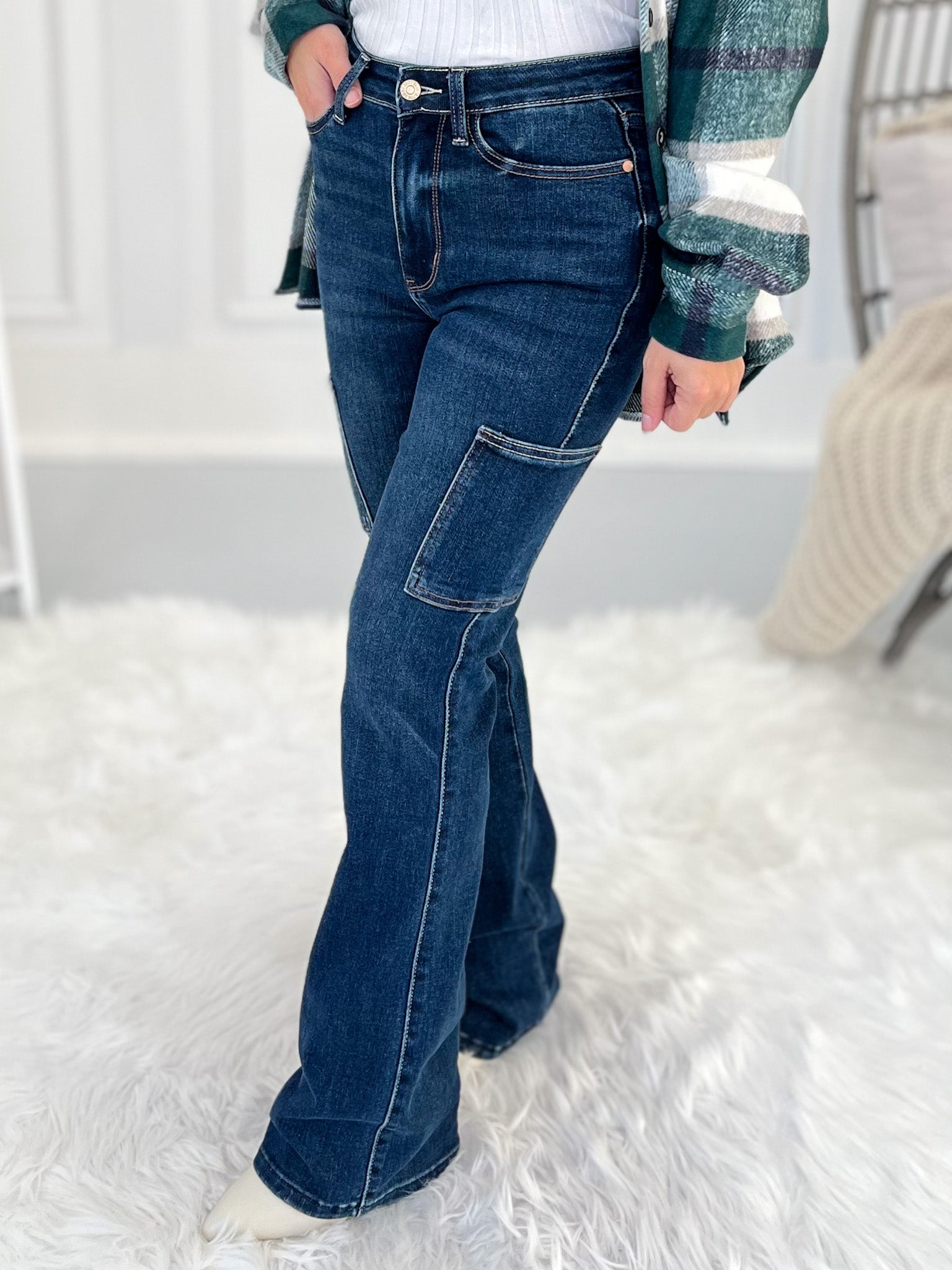 Out Of Pocket - Cargo Bootcut Jeans